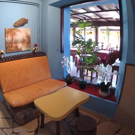 Hotel Boustigue Corps